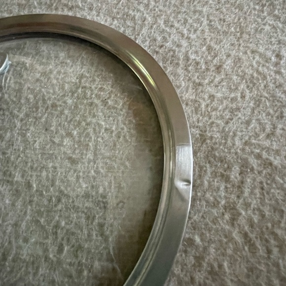 Stovetop Pot Glass Lid
Small Dent in Lip Area
See pictures for measurements - Picture 5 of 11